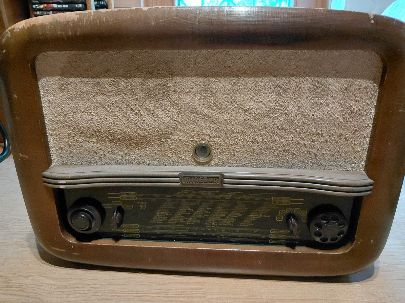 Radio Minerva 1950, Enlèvement