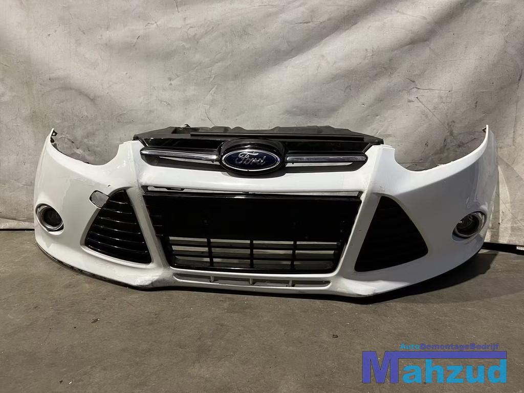 FORD FOCUS 3 wit Voorbumper bumper voor 2010-2018, Auto-onderdelen, Carrosserie, Bumper, Ford, Voor, Gebruikt