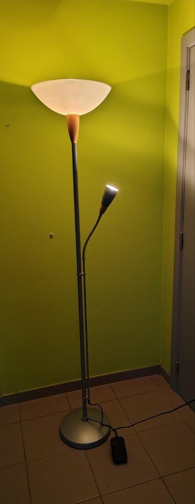Lampe sur pied, Enlèvement