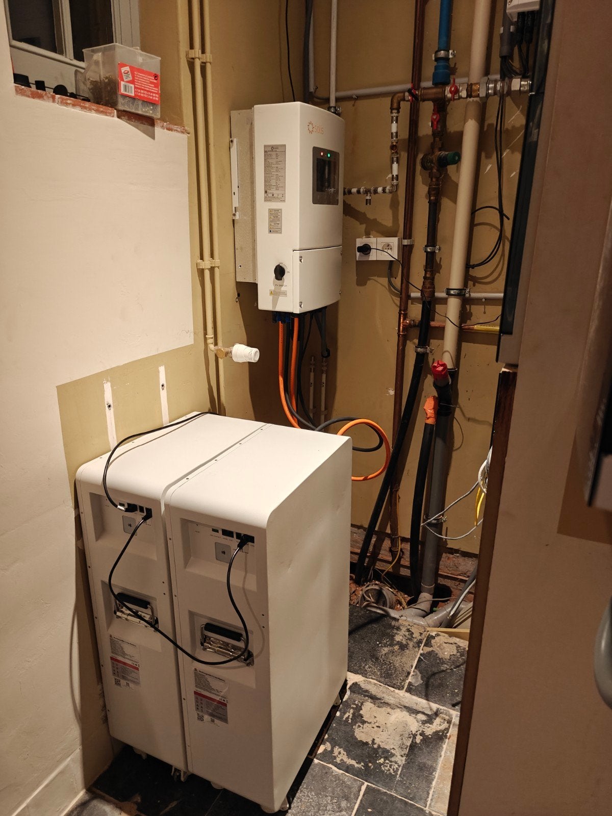 Solis S6 Hybride omvormers, Doe-het-zelf en Bouw, Ophalen