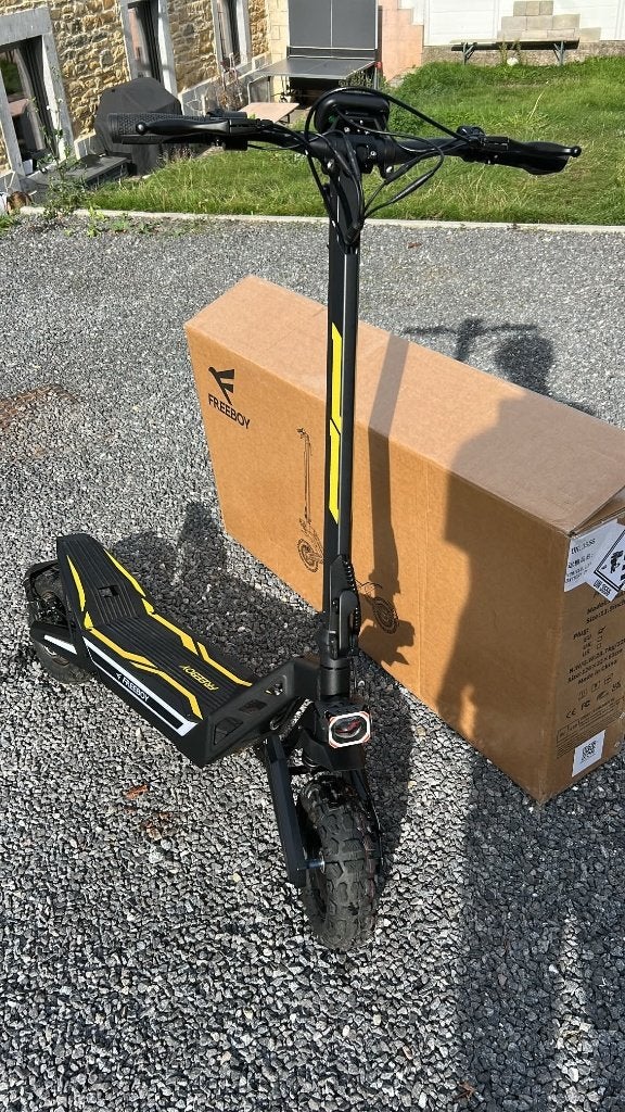 Freeboy j2 MAX, Enlèvement, Comme neuf, Step électrique (E-scooter), FREEBOY