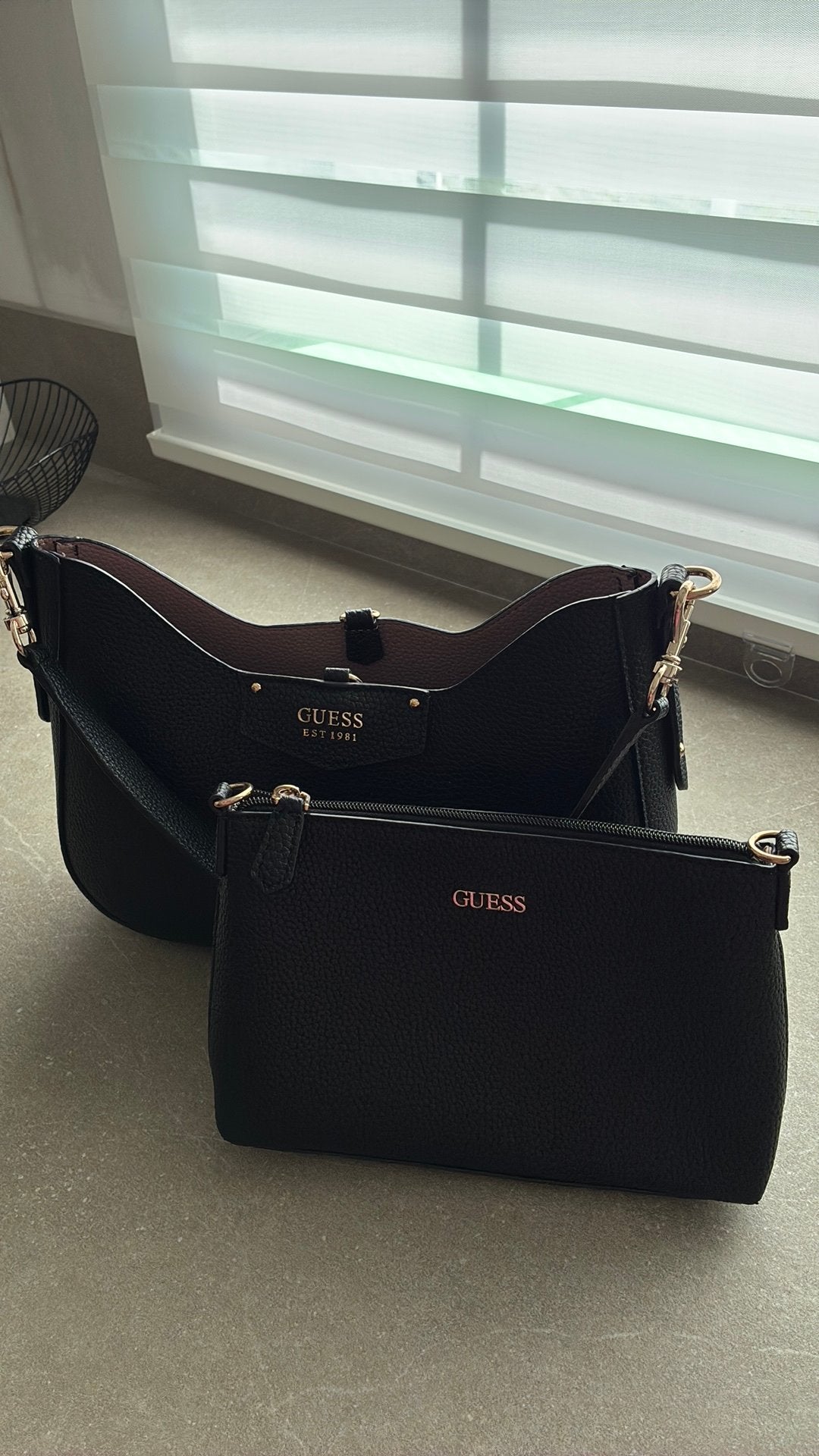 Guess handtas zwart, Ophalen, Zo goed als nieuw, Zwart, Handtas
