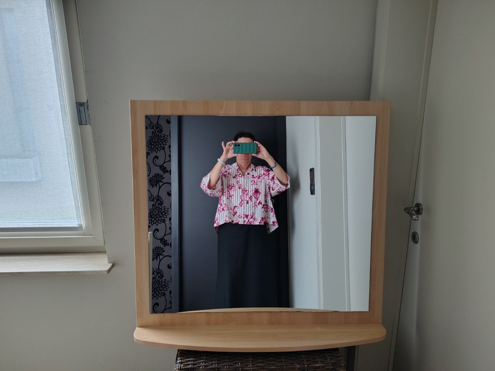 Badkamerspiegel beuk melamine, Huis en Inrichting, Ophalen, Gebruikt