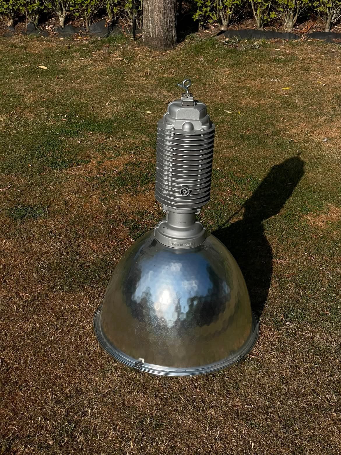 Industriële lamp, Ophalen, Zo goed als nieuw