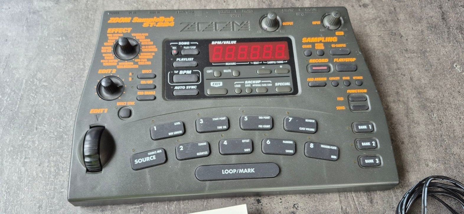 ZOOM Sampletrak ST-224, Musique & Instruments, Batteries électroniques, Comme neuf, Autres marques, Enlèvement ou Envoi