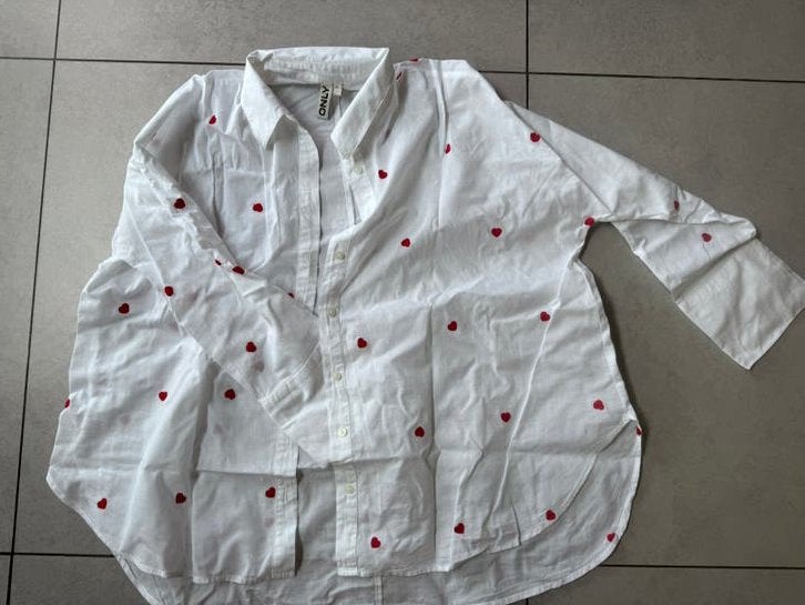 Blouse met hartjes van ONLY mt XS, Kleding | Dames, Ophalen, Nieuw, Maat 34 (XS) of kleiner, Wit