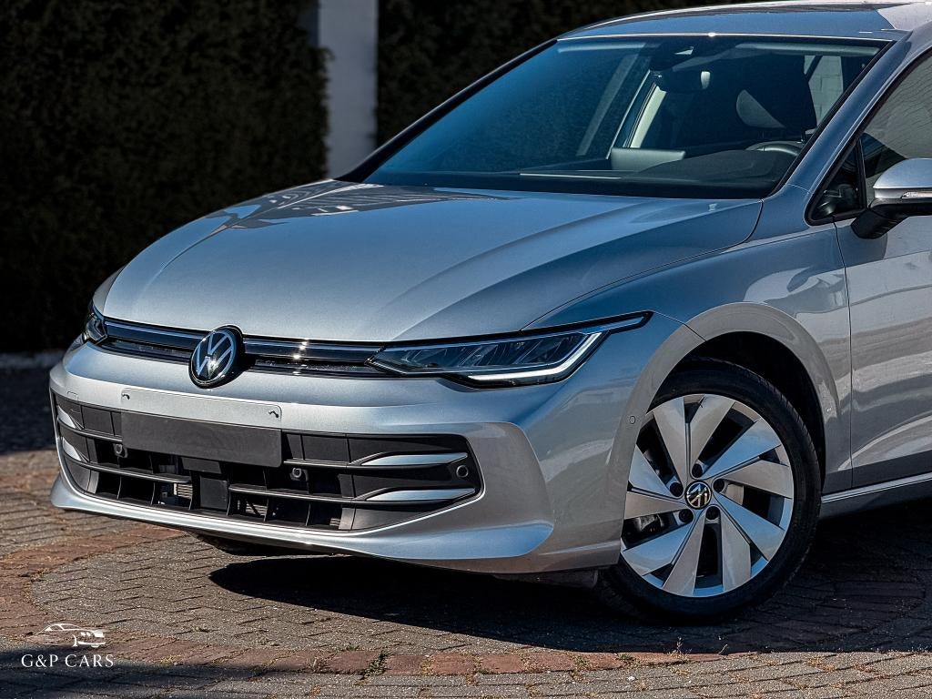 Volkswagen Golf VIII/Camera/ACC/LED/Keyless/CarPlay/4J Garan, Auto's, Volkswagen, Voorwielaandrijving, 4 deurs, Stof, 1498 cc