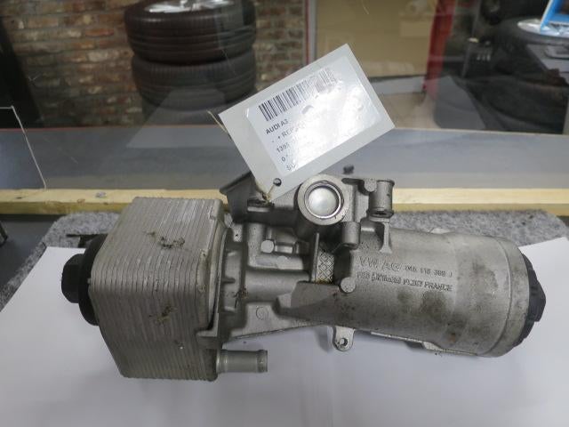 SUPPORT Audi A3 Sportback (8PA) (045115839J), Utilisé, Audi