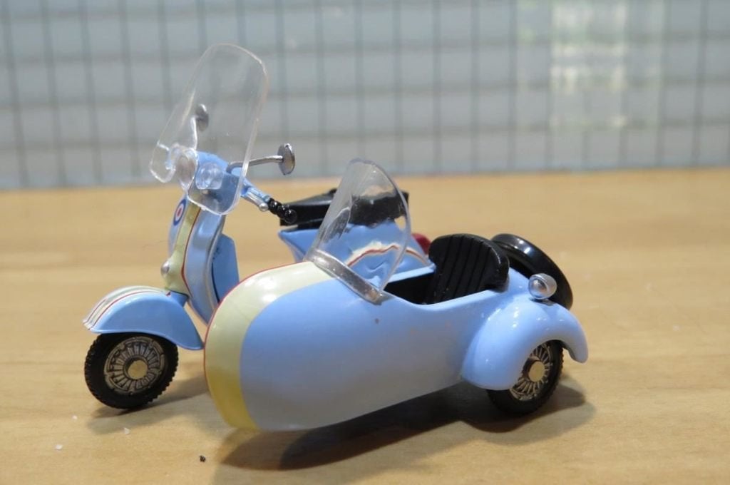 Vespa scooter sidecar zijspan 1:35, Ophalen of Verzenden, Nieuw, Motor