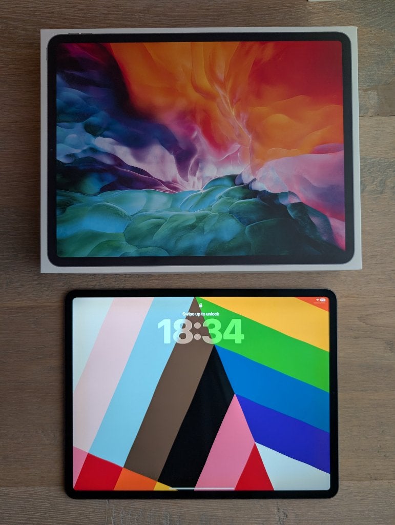 iPad Pro 12.9 4e génération (bonne lecture), Gris, Enlèvement ou Envoi, 13 pouces ou plus, Utilisé