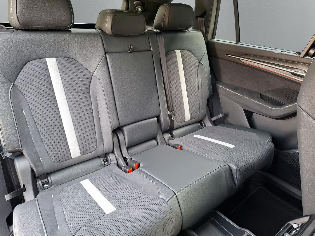 NEW KODIAQ MHEV 150PK SPORTLINE 7PL/PANO/TREKH/20/SAFEXL-25%, Autos, Argent ou Gris, Achat, Entreprise, Alcantara