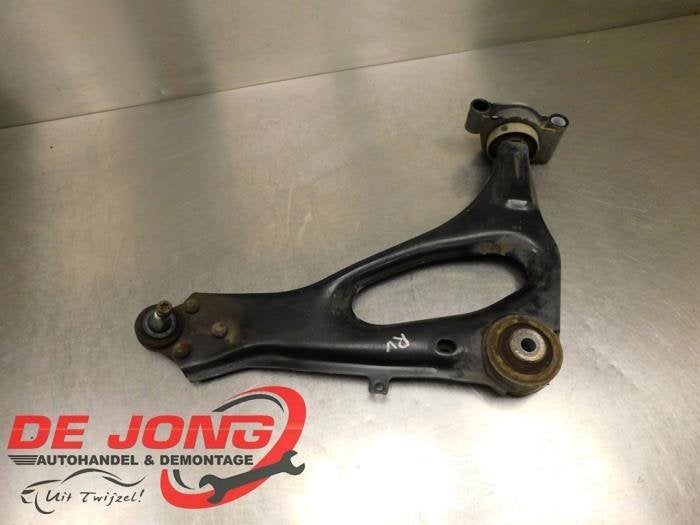 Bras de suspension avant droit d'un Mercedes Vito, 3 mois de garantie, Utilisé, -, -
