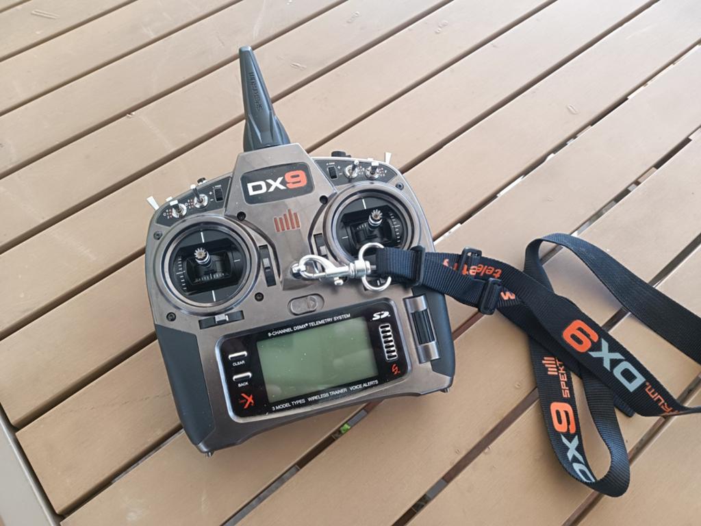 Spektrum DX9 met nieuwe batterij, Hobby en Vrije tijd, Ophalen