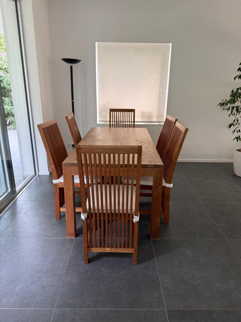 Houten eettafel + 6 houten stoelen, Huis en Inrichting, Ophalen, Gebruikt, Eikenhout, Eenvoudig, modern, maar kan ook landelijk