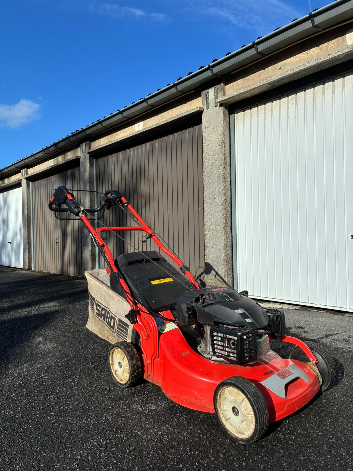 SABO 54-K Vario B zelftrekkende grasmachine + 14l Aspen 4, Ophalen, Gebruikt, Versnellingen, Benzine-grasmaaier