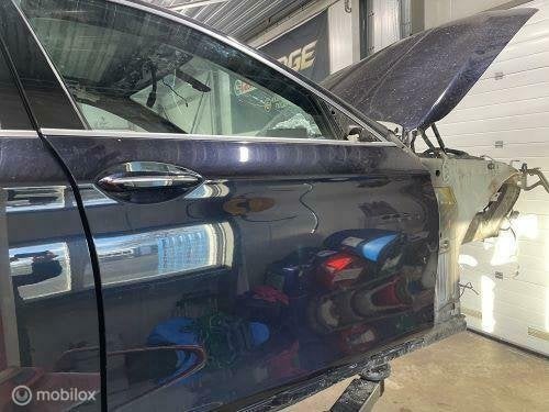 Portier rechtsvoor BMW 5-serie F10 ('10-'13) 41009628754, Auto-onderdelen, Ophalen, Gebruikt, Deur, BMW