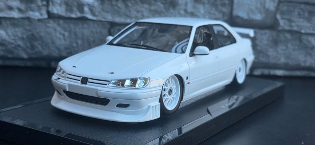 Peugeot 406 by Khyzyl Saleem 1/18ème ottomobile, Neuf, OttOMobile, Enlèvement ou Envoi, Voiture