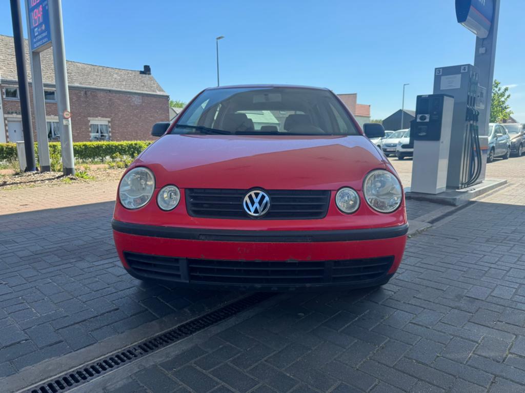 Volkswagen Polo 1.4 - ESSENCE - 243.000km - 2004, Autos, Rouge, Achat, Entreprise, Boîte manuelle