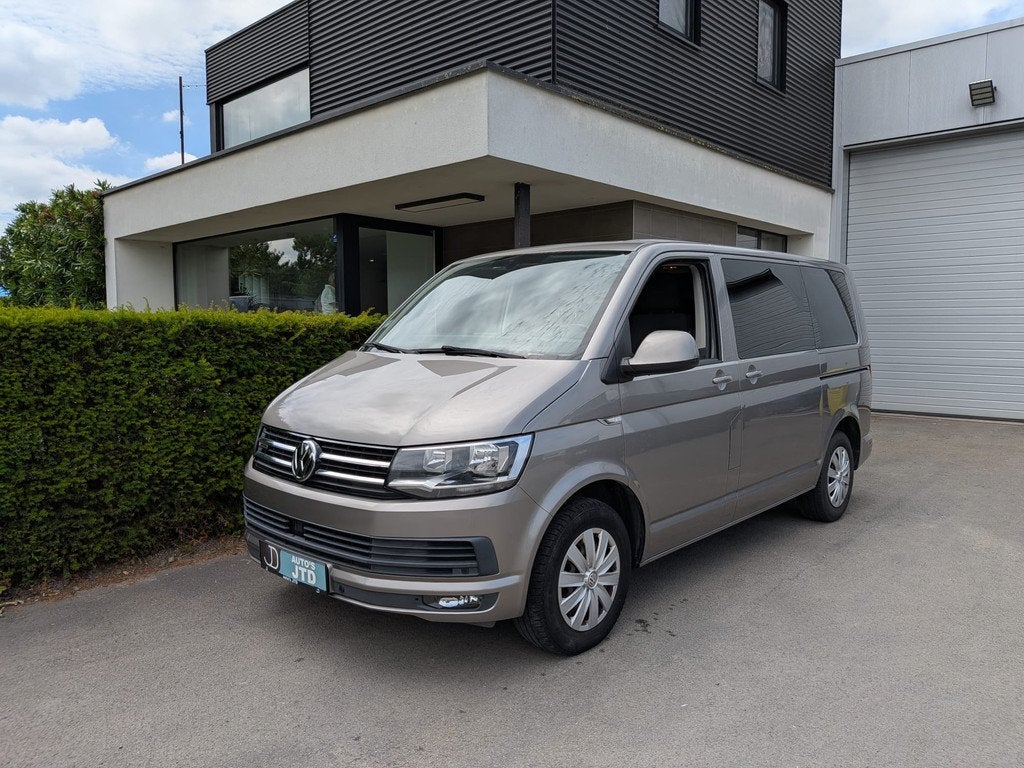 Volkswagen T6 Caravelle 150Pk 4x4 4-motion DSG dubbele cabin, Automaat, Monovolume, Gebruikt, Beige
