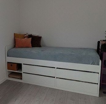 SLÄKT Cadre lit av rangt+sommier à lattes+ matelas, Maison & Meubles, Chambre à coucher | Lits, Neuf, 90 cm, Scandi, Une personne