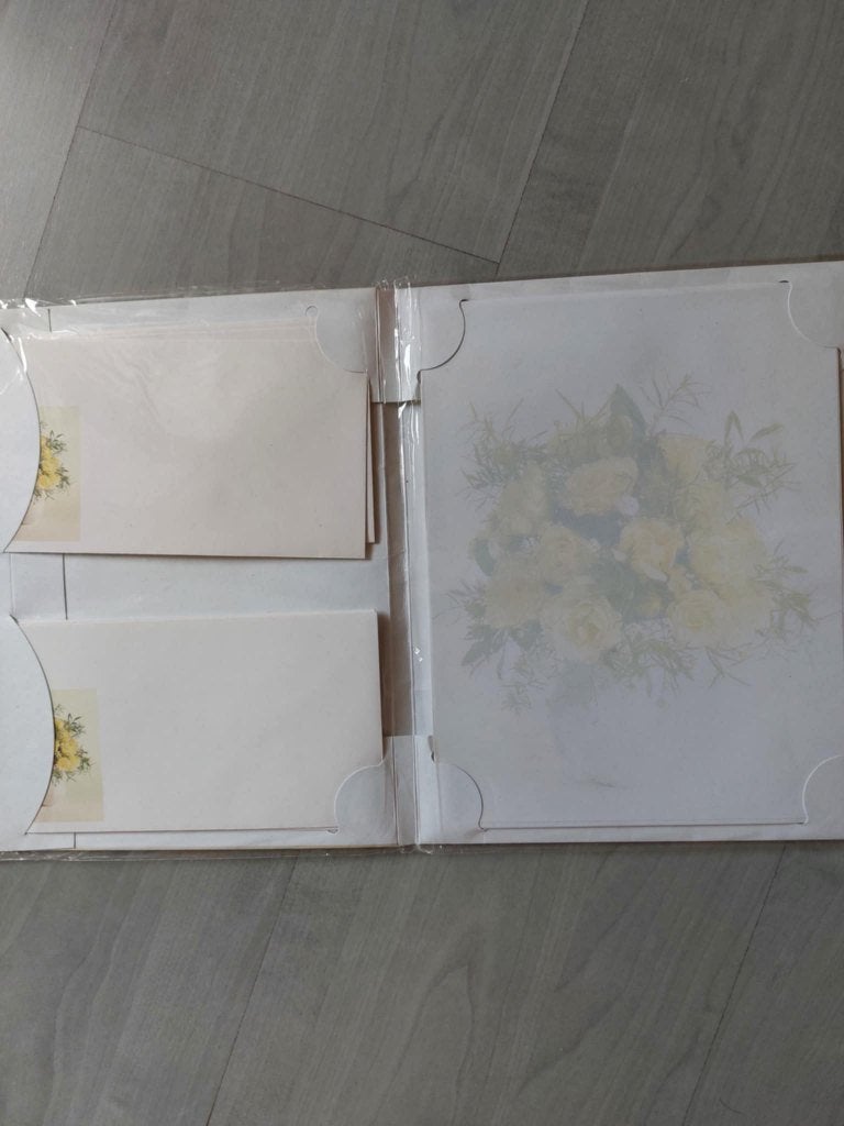 Briefpapier Nieuw Bloem papier met enveloppen 2€, Divers, Papeterie, Enlèvement, Neuf
