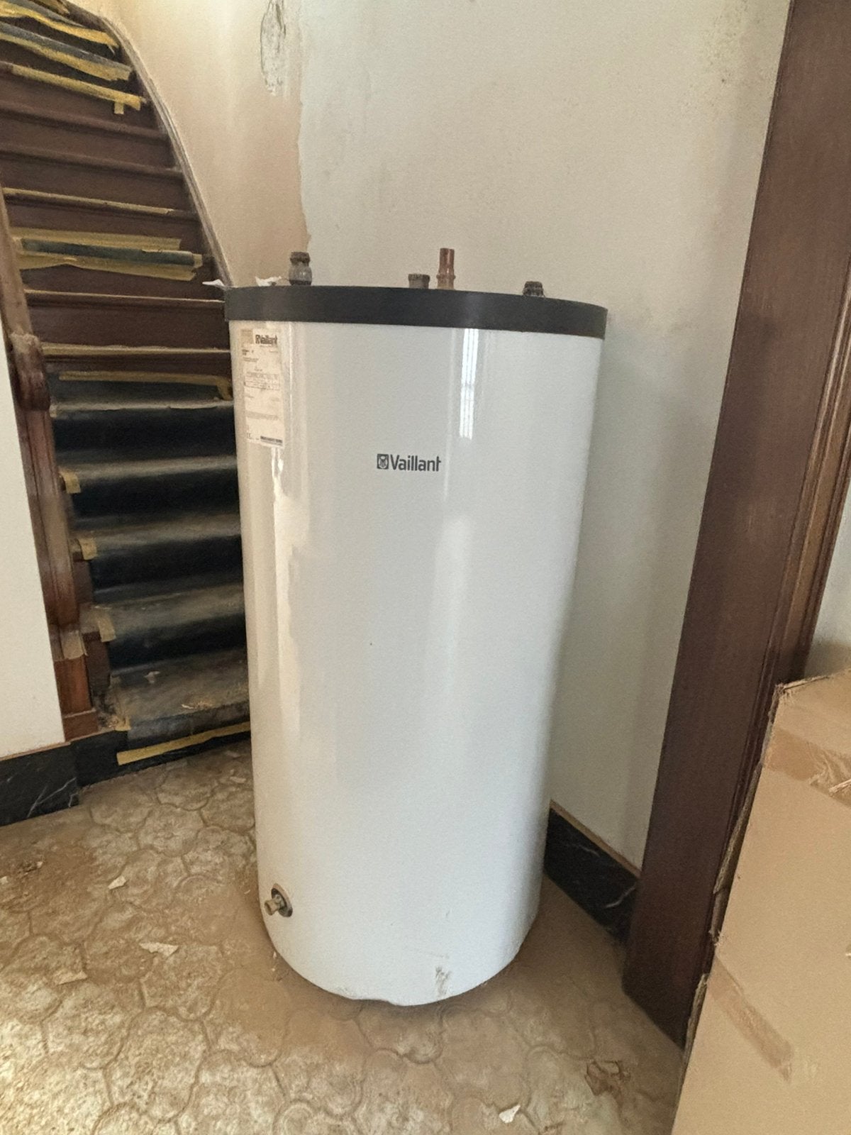 Vaillant boiler 184 liter, Doe-het-zelf en Bouw, Chauffageketels en Boilers, Ophalen, Zo goed als nieuw, Boiler