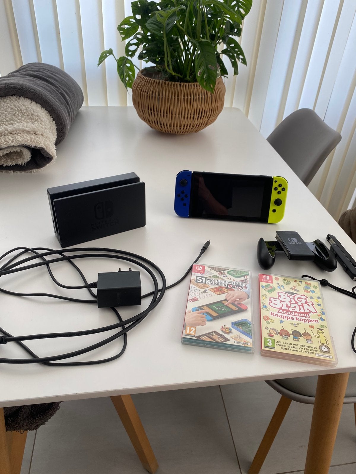 Nintendo Switch + 256GB SD kaart, Ophalen, Zonder controller, Switch Original, Gebruikt