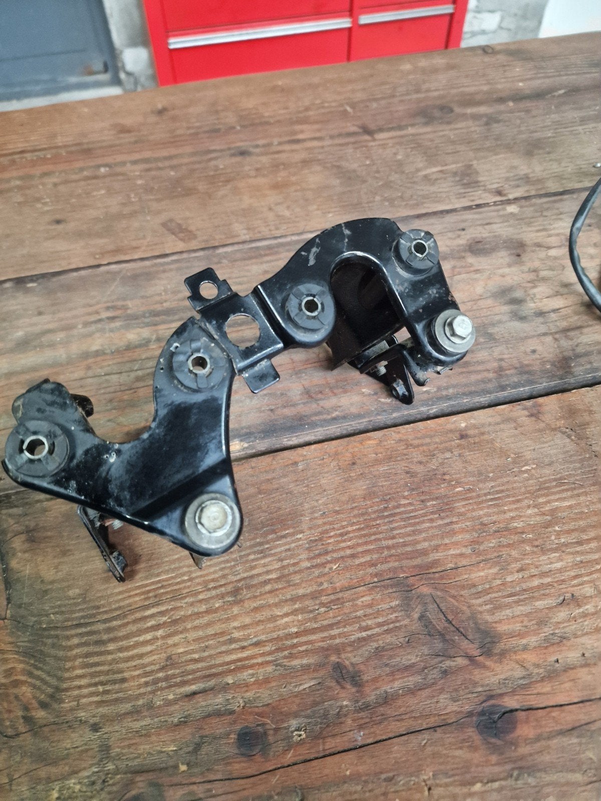 Cockpit et support de phare Honda MTX JD05, bon état.

Prix, Vélos & Vélomoteurs, Enlèvement ou Envoi