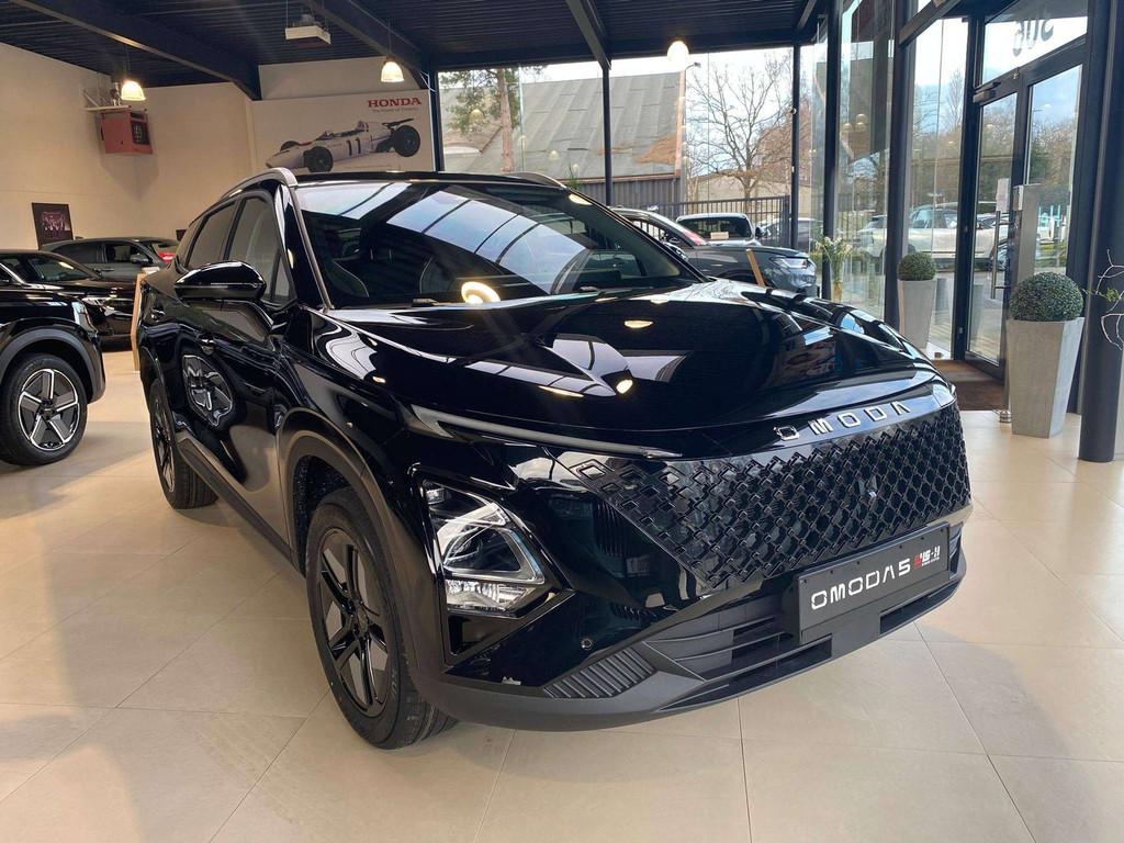 Omoda 5 SHS-H Premium Full Option 7 jaar garantie!, Auto's, Automaat, 1498 cc, 4 cilinders, Zwart