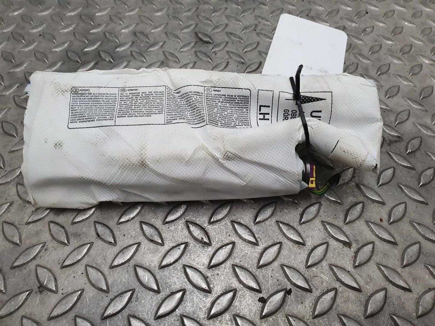 FORD KA 1.2 Titanium X  AIRBAG LINKS 2010, Enlèvement ou Envoi, Utilisé, ARN reconnu