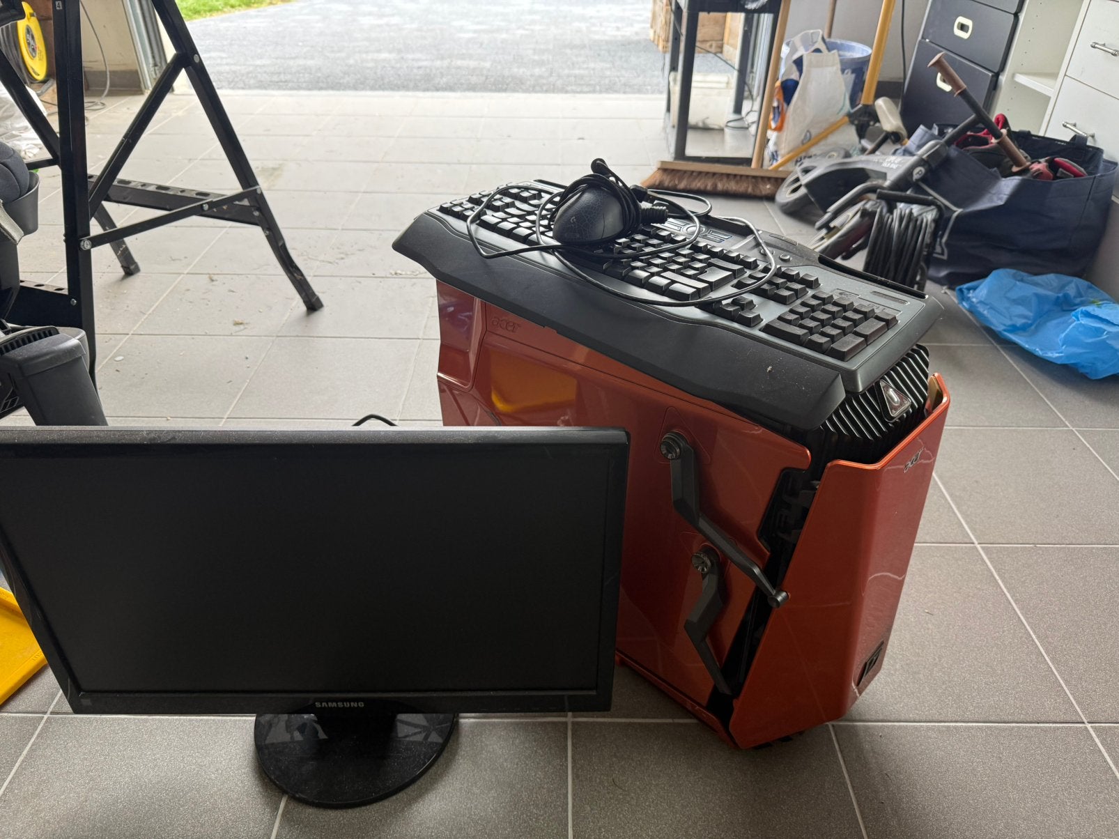 Acer Aspire Predator G7700 Retro PC (Zonder HDD), Computers en Software, Ophalen, Gebruikt, Gaming, HDD