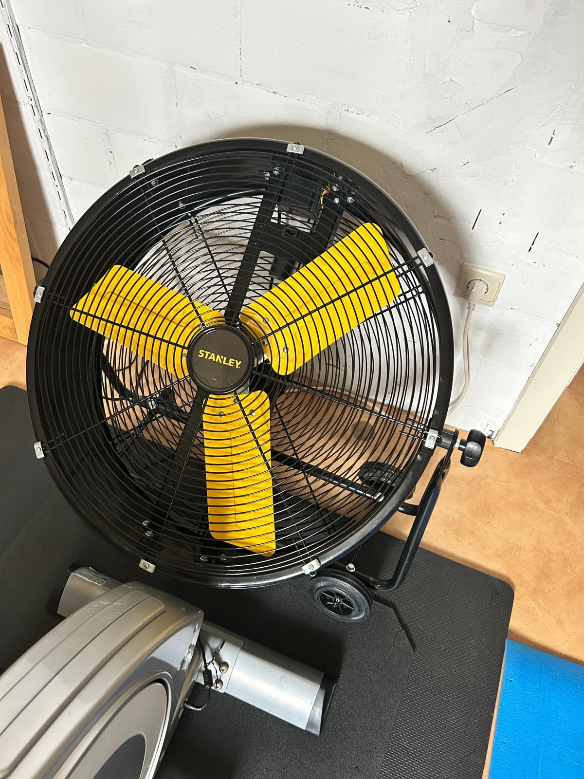 Stanley Ventilator 200W 61cm, Enlèvement, Comme neuf, Ventilateur de sol