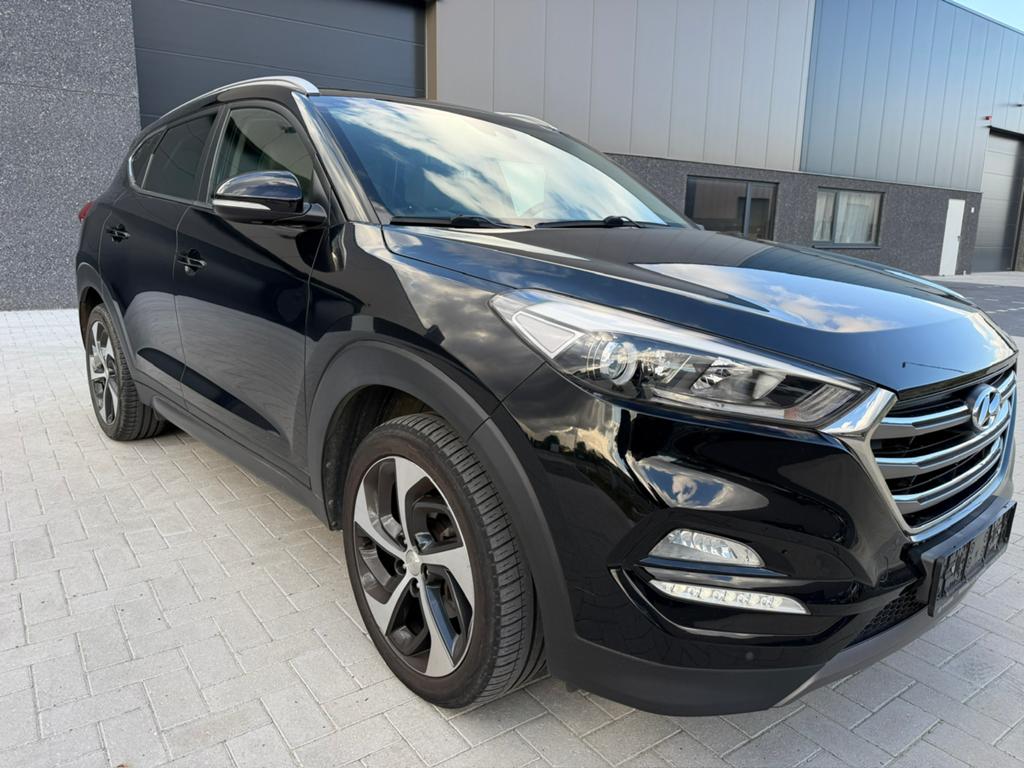 Hyundai tucson 2015 2.0 diesel, Auto's, Hyundai, Adaptive Cruise Control, 4 cilinders, Zwart, Leder