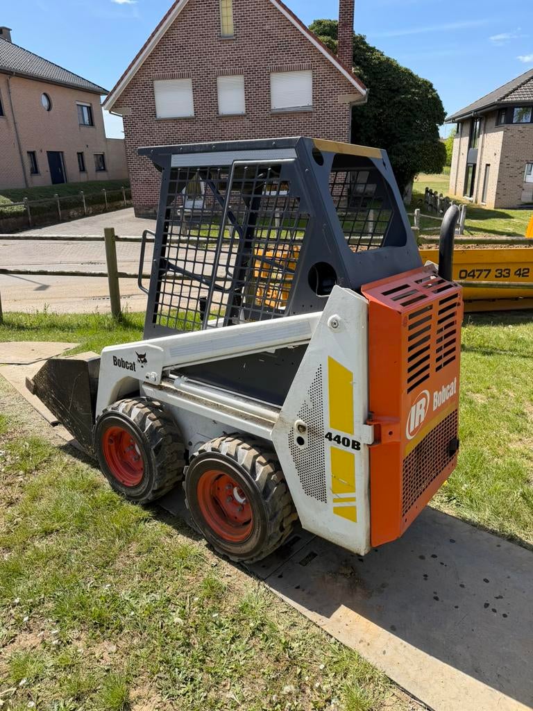 Bobcat 440B minilader (Kubota-dieselmotor), Ophalen, Graaflaadcombinatie