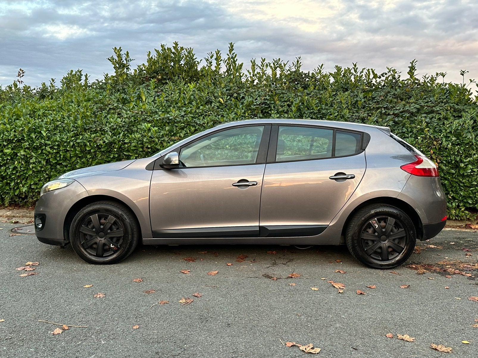 Renault Megane Tomtom Edition 1.2 Benzine 2013 €5b Airco GPS, Voorwielaandrijving, Euro 5, 4 cilinders, Navigatiesysteem