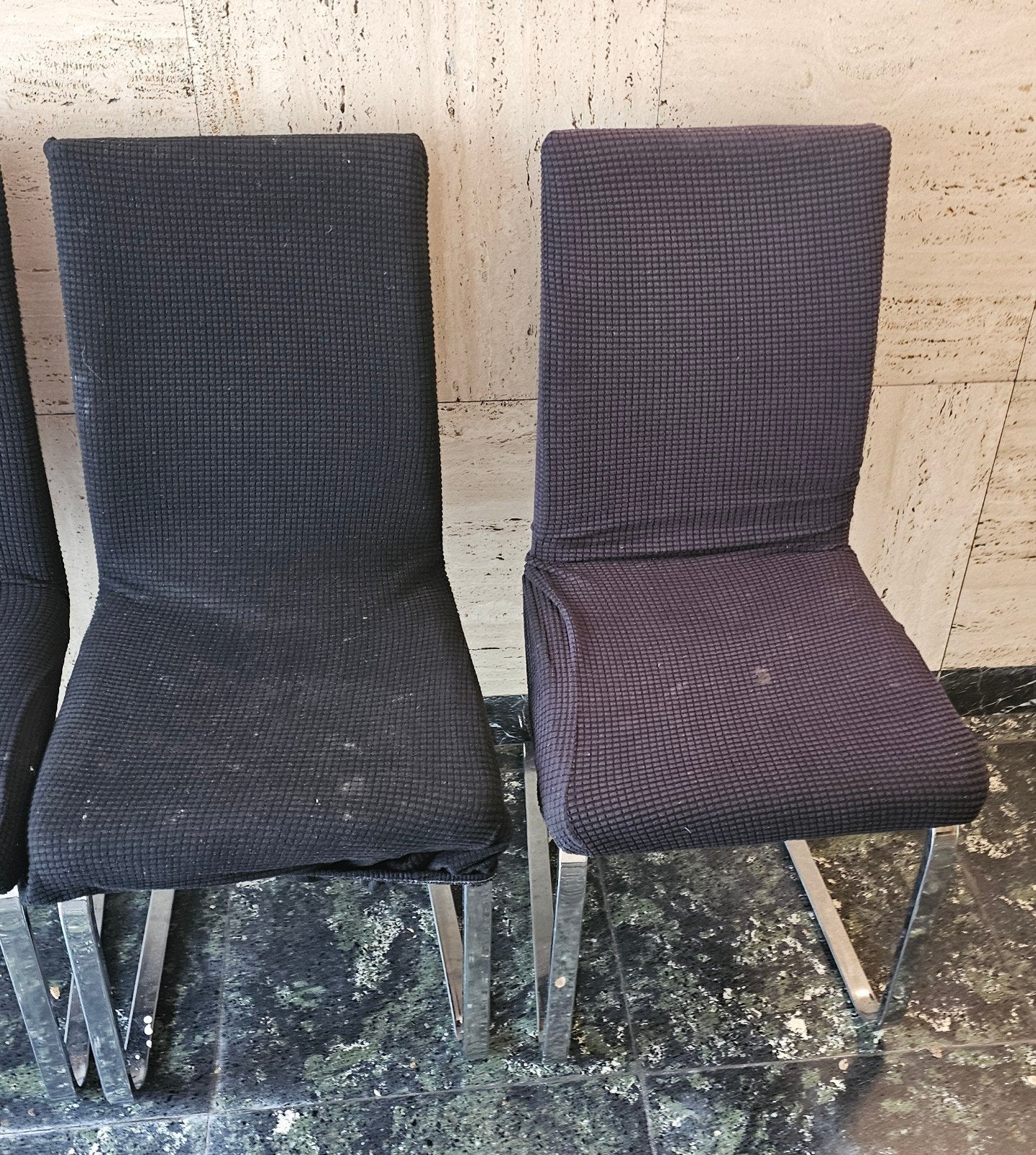 4 stoelen met hoezen, Ophalen, Gebruikt, Zwart