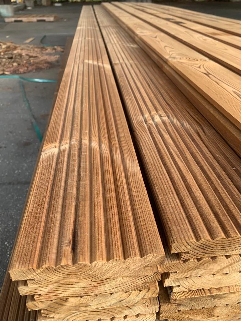 Thermowood terrasplanken, Ophalen, Zo goed als nieuw
