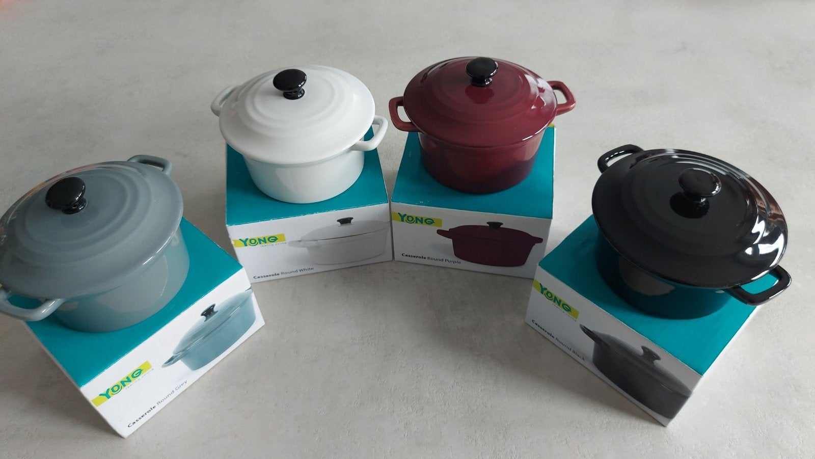 4 x Mini casserole, Maison & Meubles, Enlèvement, Pierre/céramique, Neuf, Avec couvercle