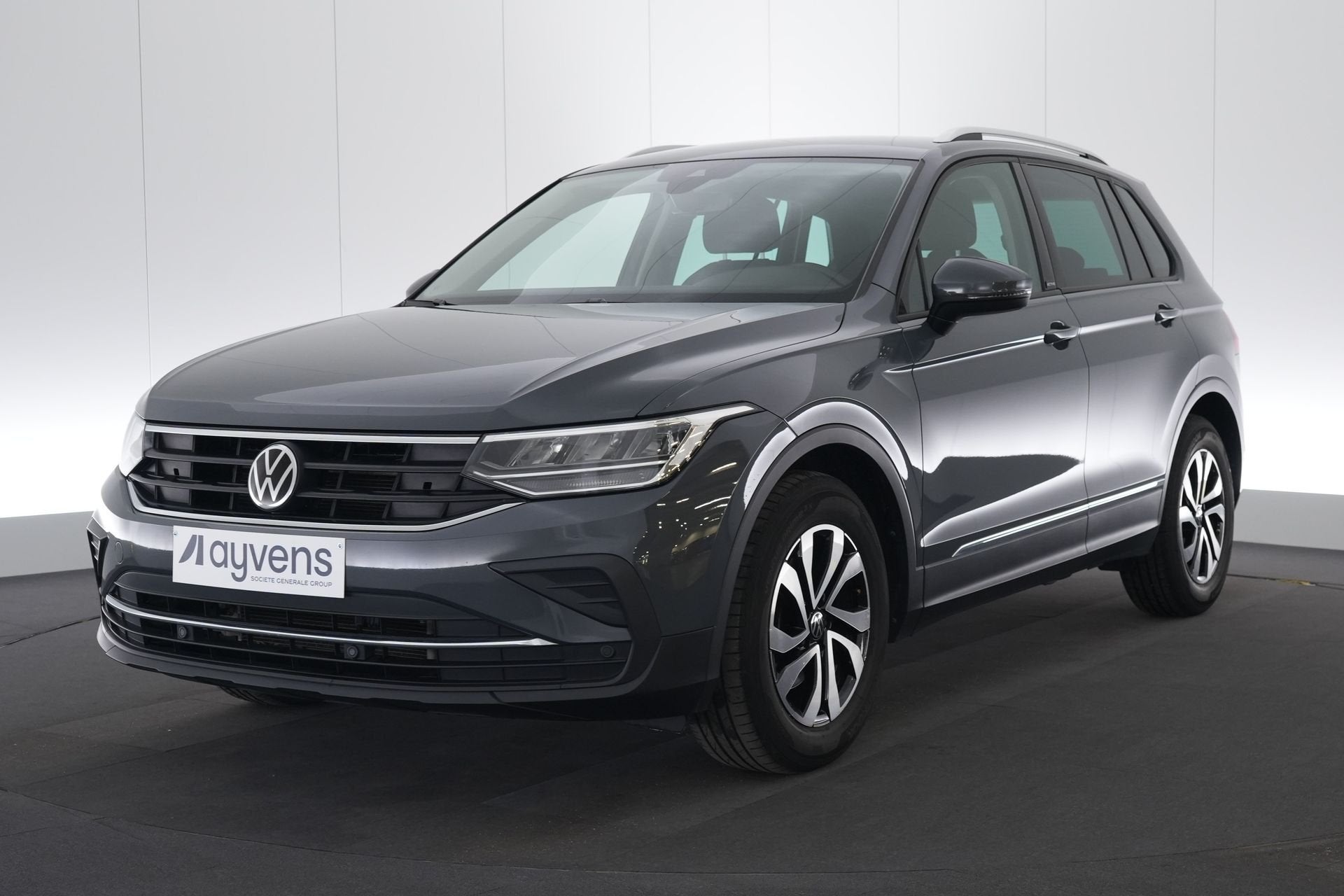 (2BQU177) VOLKSWAGEN TIGUAN, https://public.car-pass.be/vhr/fb49cae9-1584-4813-9116-1e29527b3b93, Gebruikt, Euro 6, Bedrijf