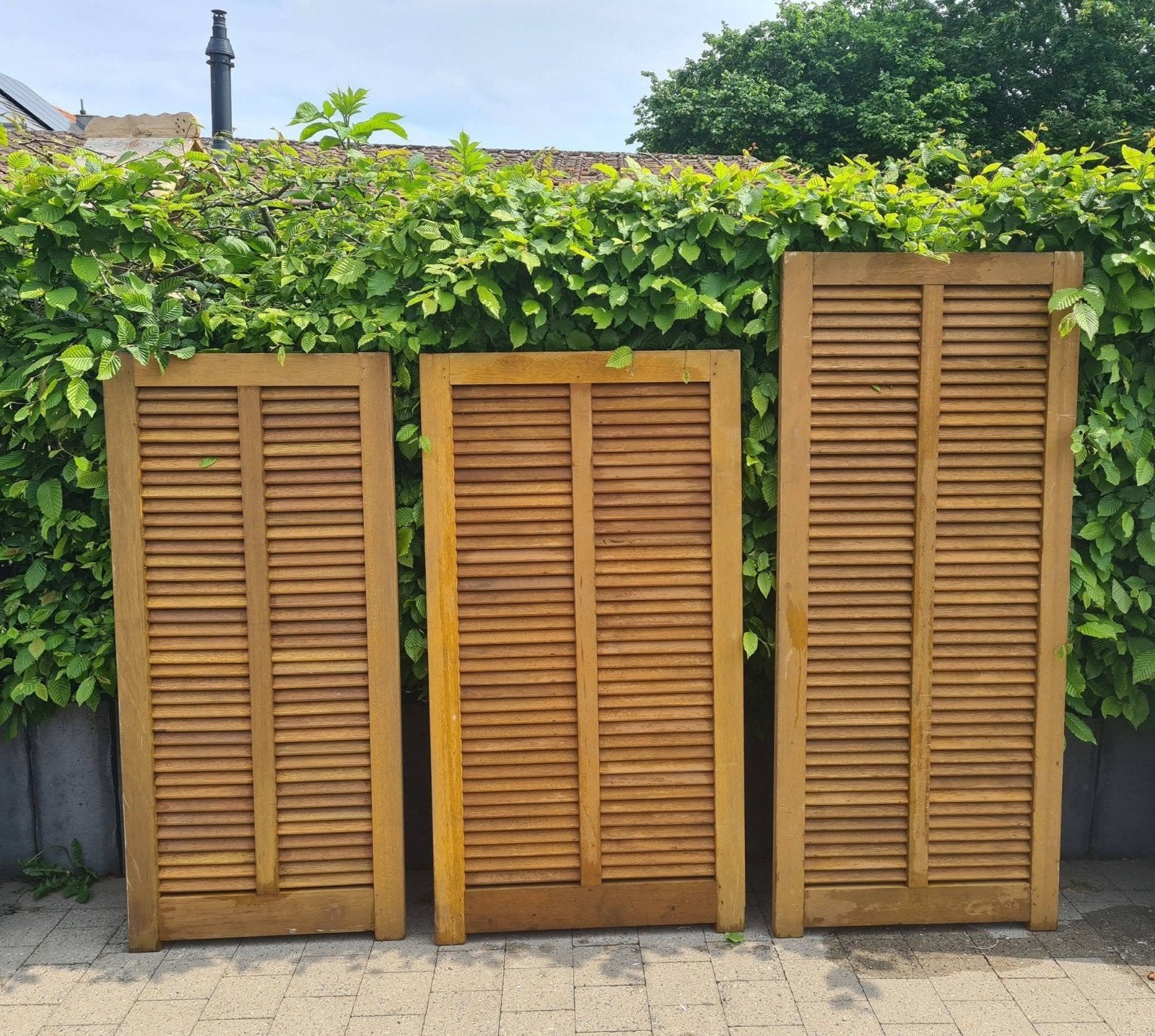 Oude houten luiken uit Frankrijk, Ophalen
