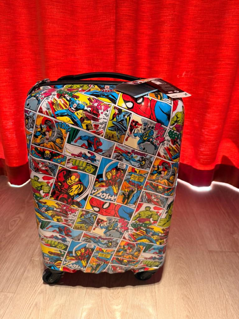 American Tourister Hypertwist 55 cm “Marvel”cabinekoffer, Motoren, Ophalen, Nieuw