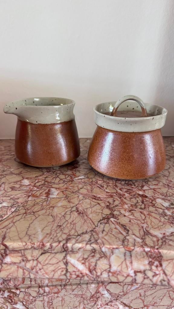 Jaren ‘70 servies - SIAL Canada, Huis en Inrichting, Ophalen, Zo goed als nieuw, Aardewerk, Kop(pen) en/of Schotel(s)