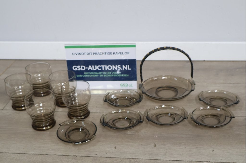 Vintage Arcoroc servies met bekers en schaaltjes 12 stuks, Niet ingevuld, Niet ingevuld, Niet ingevuld