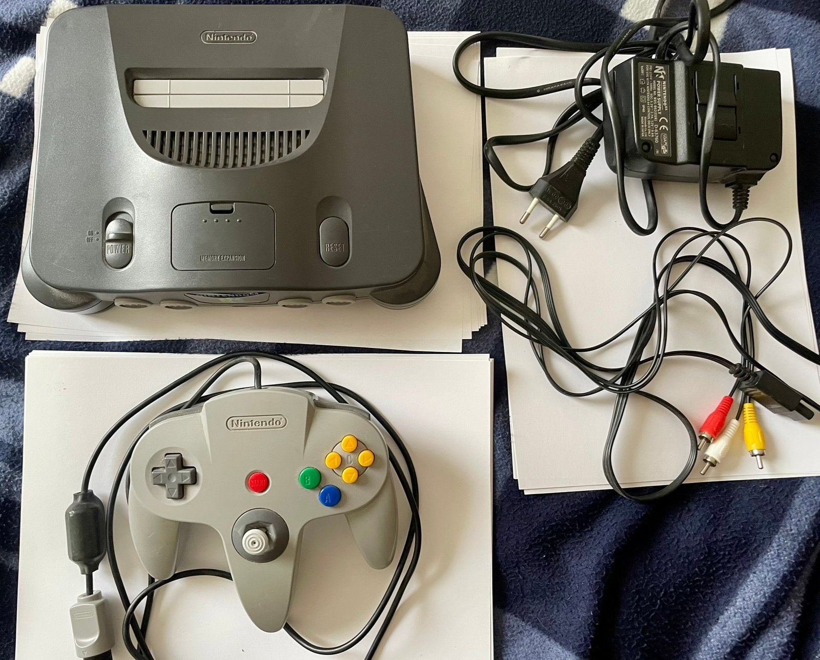 Nintendo 64 noire, Games en Spelcomputers, Spelcomputers | Nintendo 64, Ophalen of Verzenden, Zo goed als nieuw, Met 1 controller