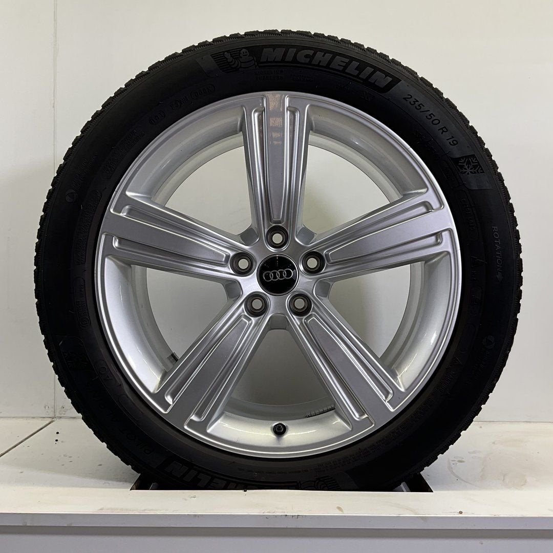 AUDI A8 SET VElGEN + WINTERBANDEN 19 INCH, Pneus et Jantes, Pneus hiver, Véhicule de tourisme, -