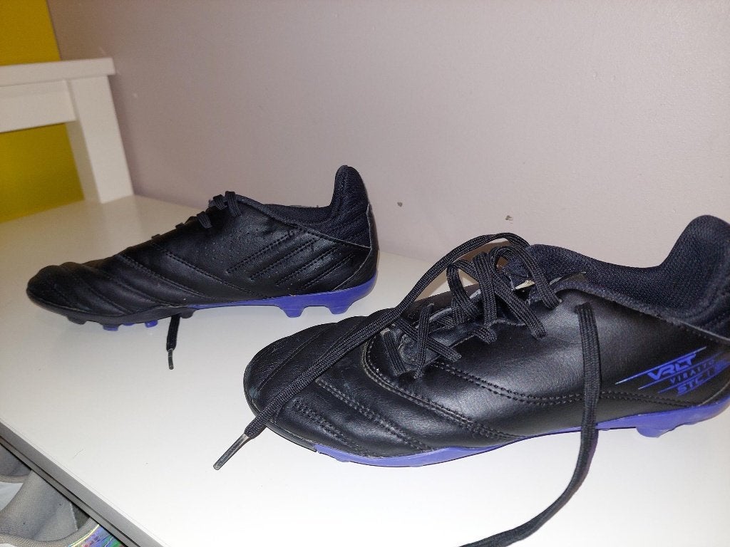Chaussures de football VRLT Viralto taille 35, Enlèvement, Comme neuf, Chaussures