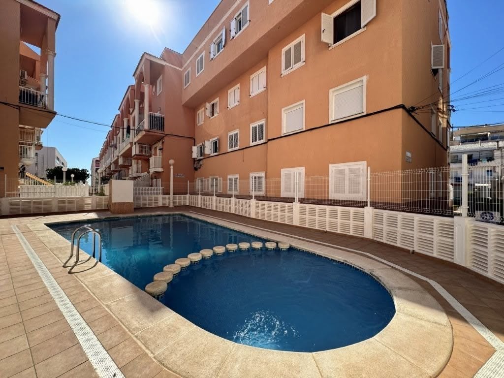 appartement a vendre sur le bord de mer en espagne, Immo, Étranger, 40 m², Village, 1 pièces, Torrevieja la mata