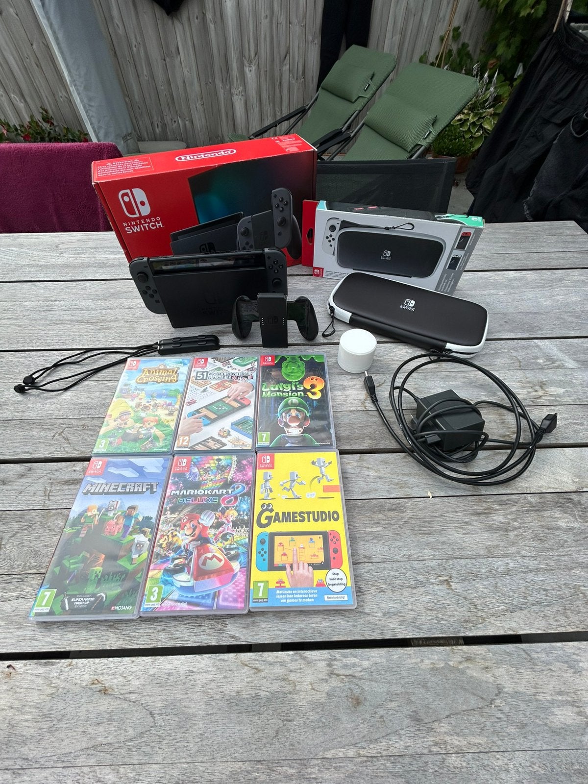 Nintendo Switch V2  Compleet + 6 Games, Games en Spelcomputers, Spelcomputers | Nintendo Switch, Met games, Met 2 controllers