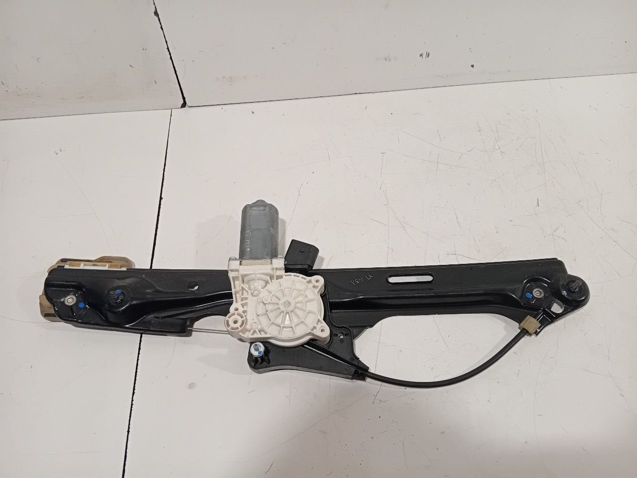 Raammechaniek elektrisch links achter BMW X3, Onderdelen@venauto.nl, Van der Ven Autorecycling B.V., Gebruikt, Ettenseweg 76, 4706 PB Roosendaal, The Netherlands
