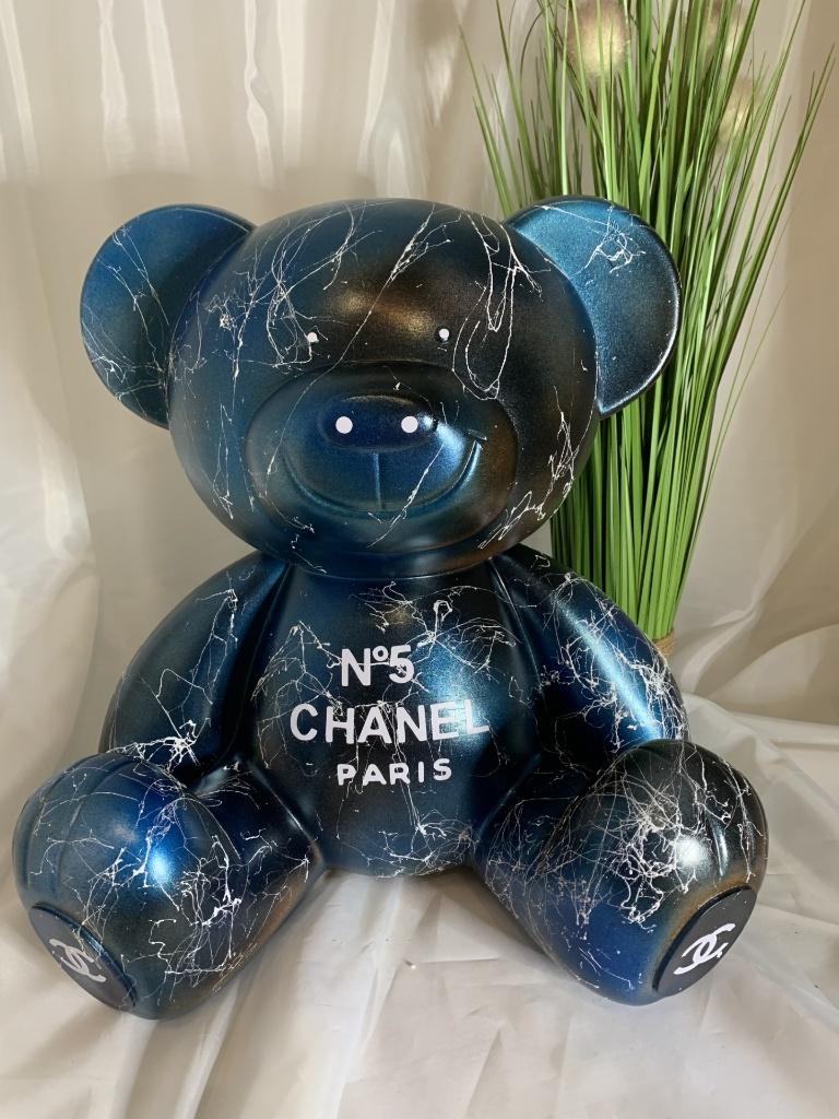Artheos Ourson Chanel, Antiquités & Art, Art | Objets design, Enlèvement ou Envoi
